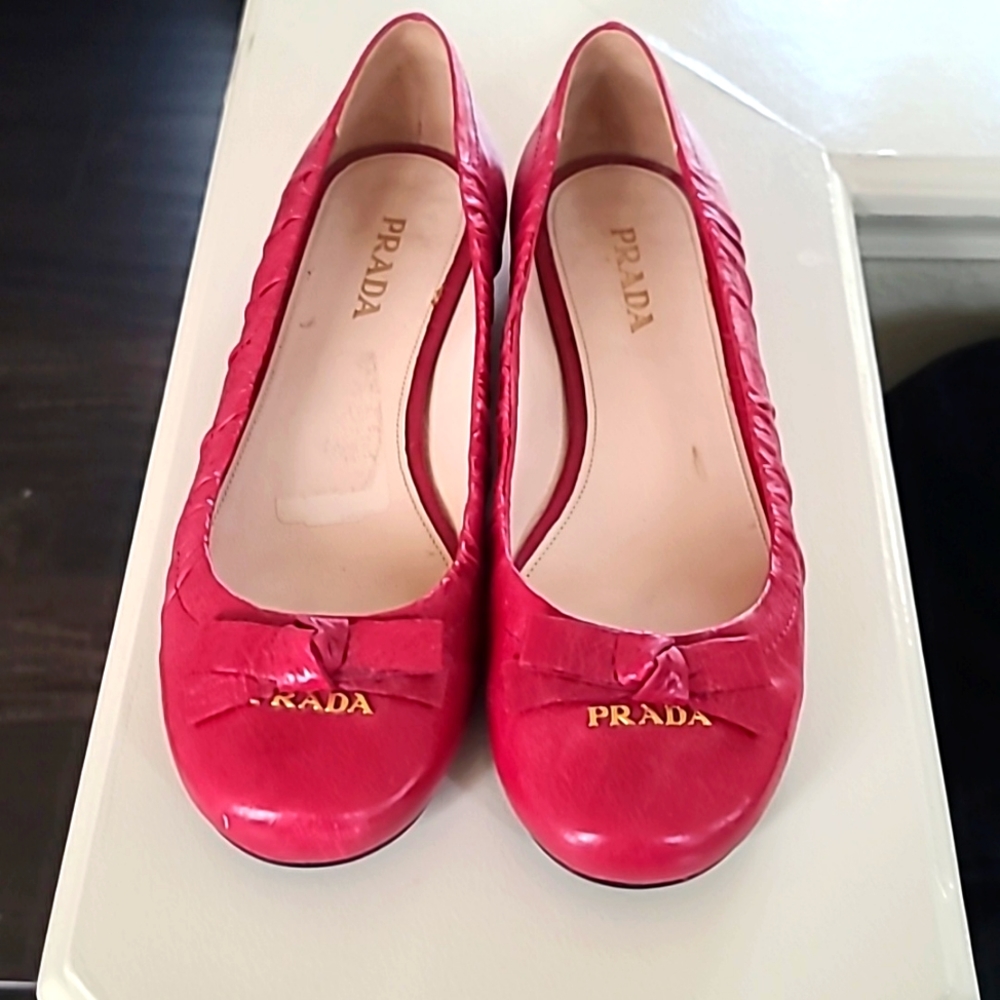 Prada flat shoes